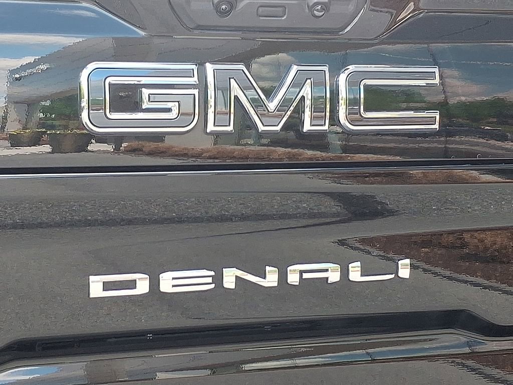 Used 2024 GMC Sierra 2500 Denali Ultimate AWD/4WD image 28