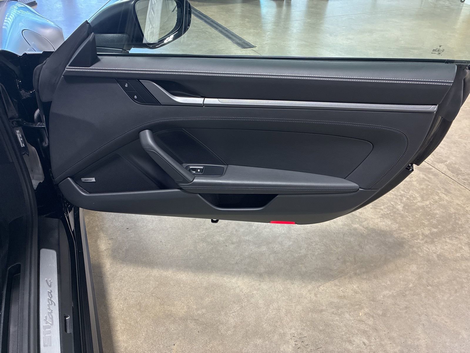 Used 2024 Porsche 911 Targa 4 image 18