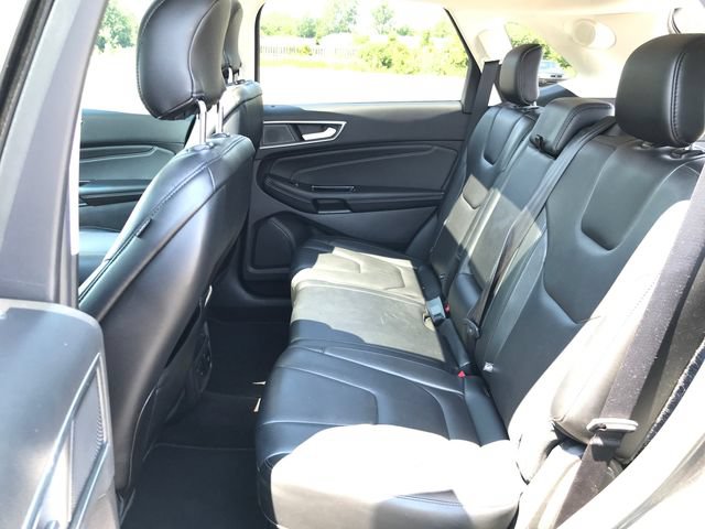 Used 2019 Ford Edge Titanium w/ Cold Weather Package AWD/4WD image 20