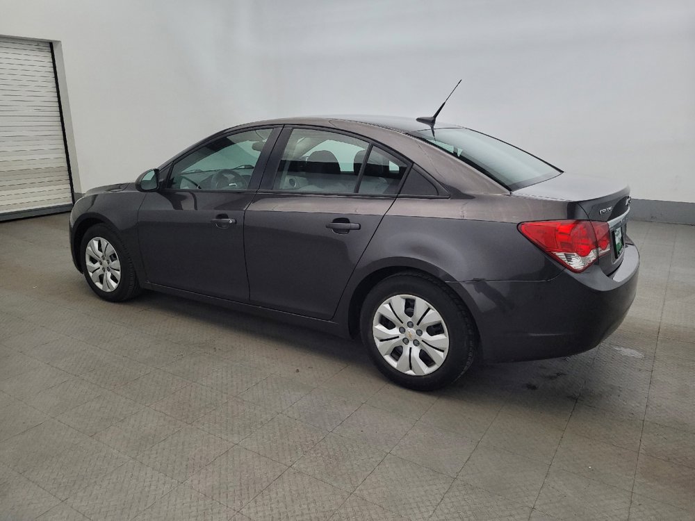 Used 2014 Chevrolet Cruze LS image 3