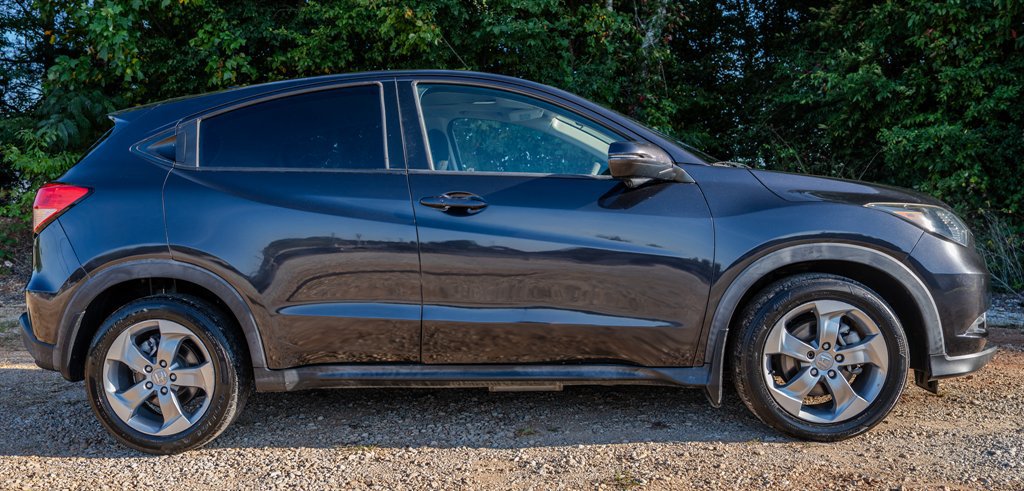 Used 2017 Honda HR-V EX image 6
