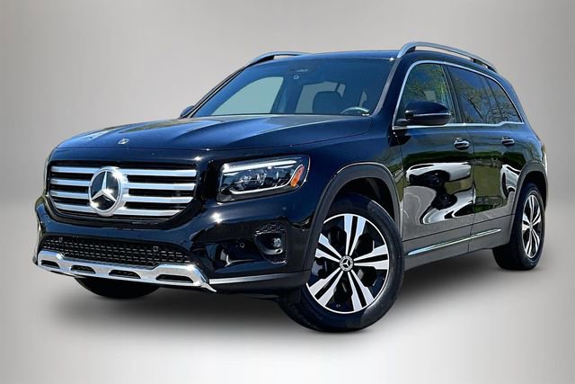 Used 2025 Mercedes-Benz GLB 250 image 2