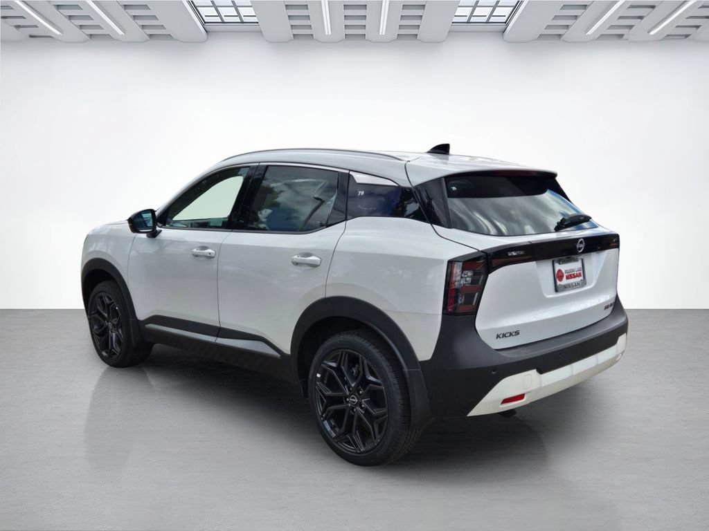 New 2026 Nissan Kicks SR AWD/4WD image 6