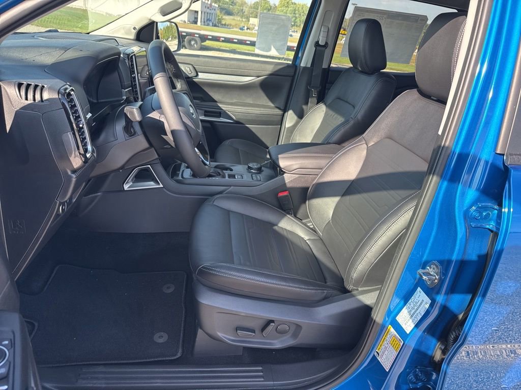 New 2025 Ford Ranger Lariat image 17