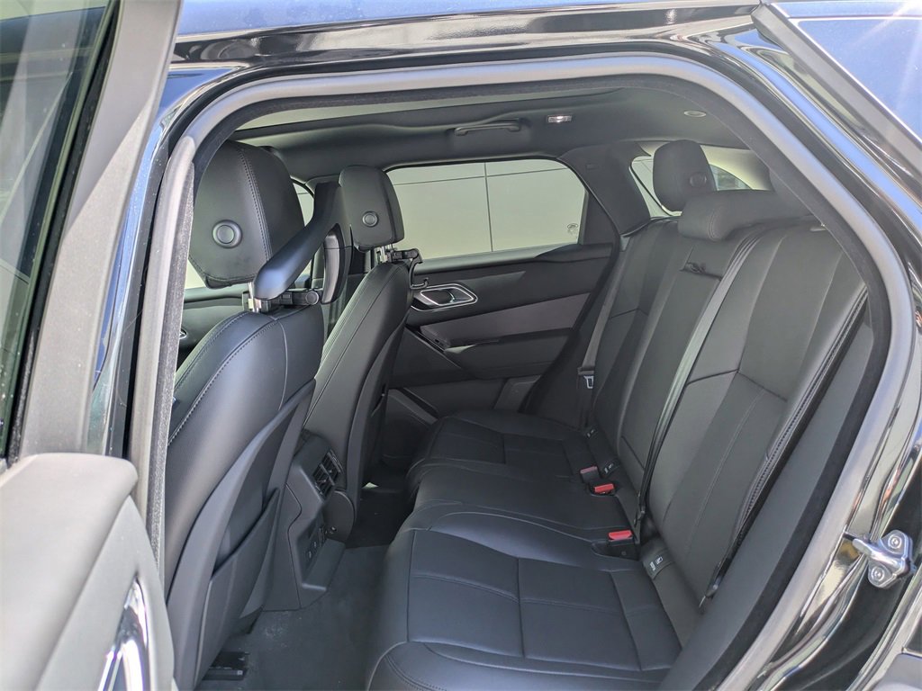 New 2026 Land Rover Range Rover Velar Dynamic SE image 14