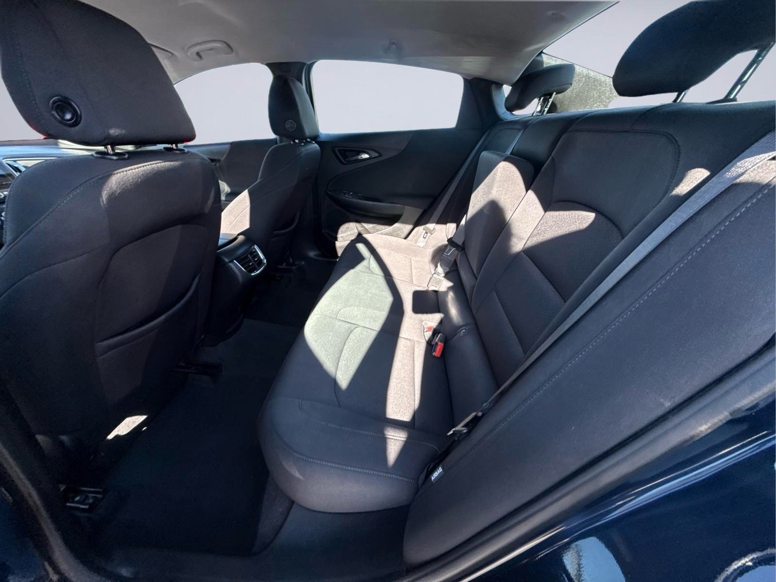 Used 2020 Chevrolet Malibu LT FWD image 16
