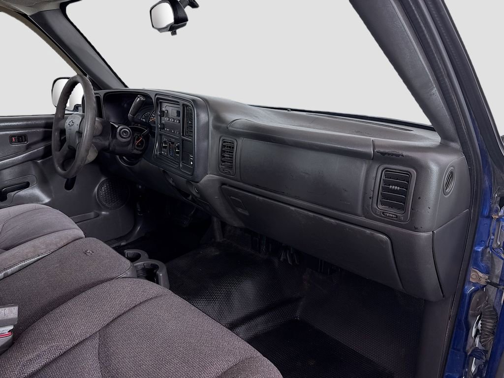 Used 2004 Chevrolet Silverado 1500 W/T RWD image 20