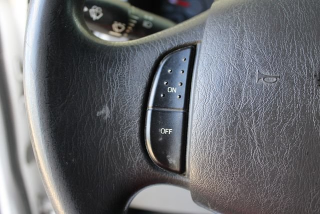 Used 2012 Ford E-150 and Econoline 150 w/ Commercial Cargo Van Pkg RWD image 5