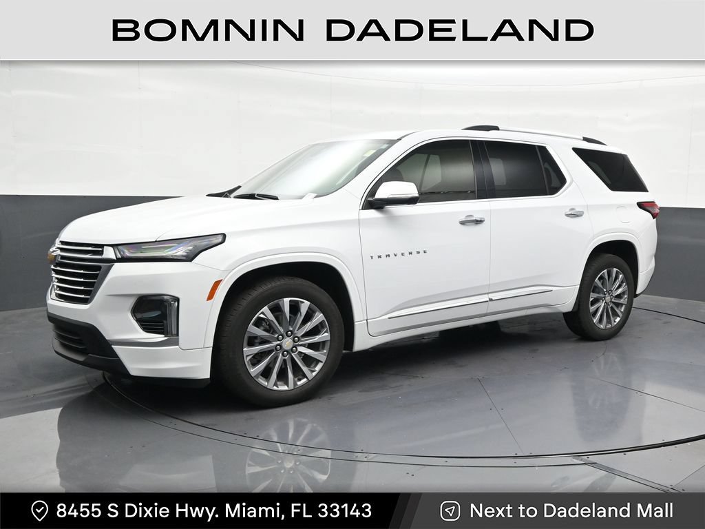 Used 2023 Chevrolet Traverse Premier FWD image 1
