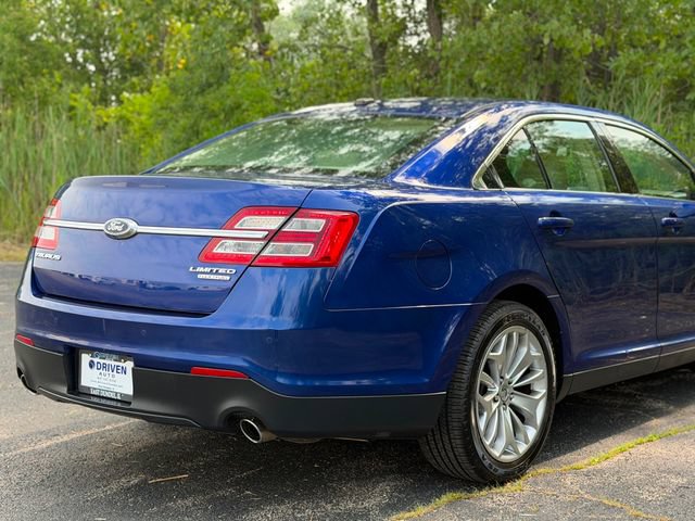 Used 2013 Ford Taurus Limited FWD image 11