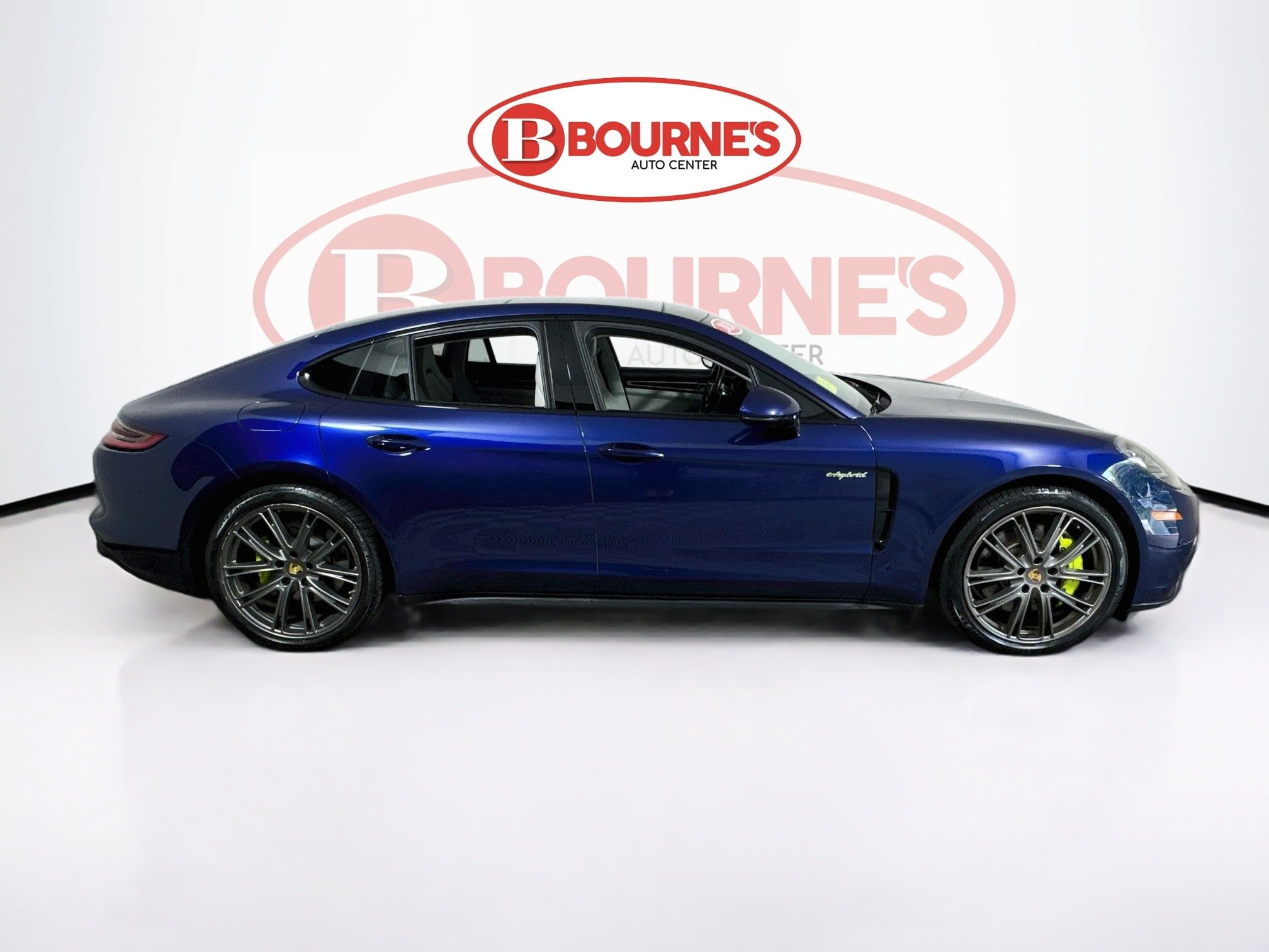 Used 2020 Porsche Panamera 4 AWD/4WD image 13