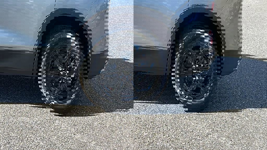 New 2026 Chevrolet Blazer LT w/ Midnight/Sport Edition image 9