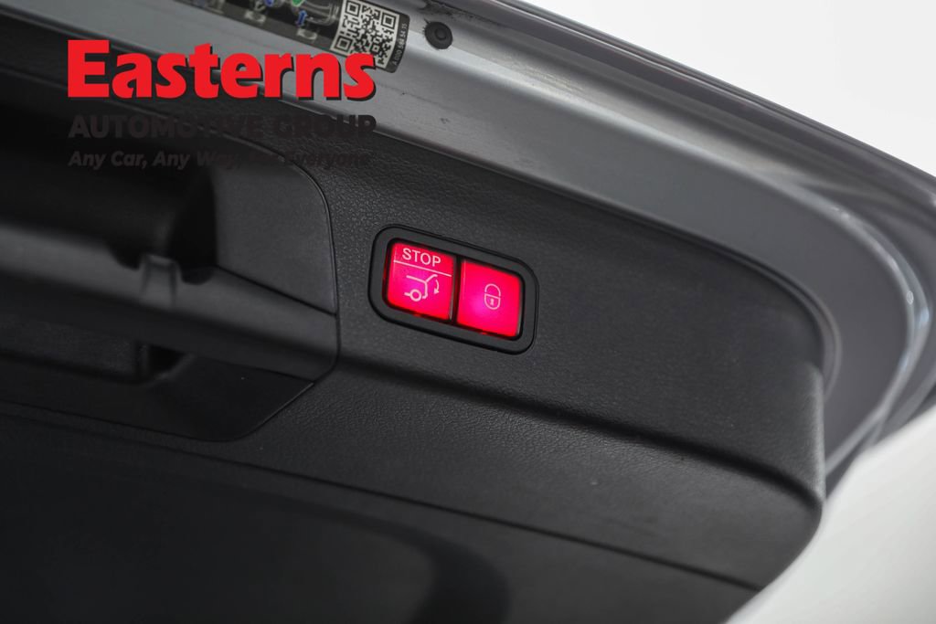 Used 2023 Mercedes-Benz GLS 450 4MATIC w/ AMG Line Exterior image 26