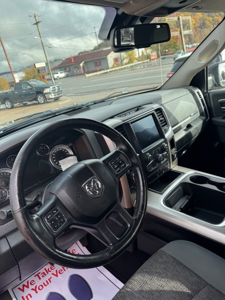 Used 2018 RAM 1500 Big Horn image 27