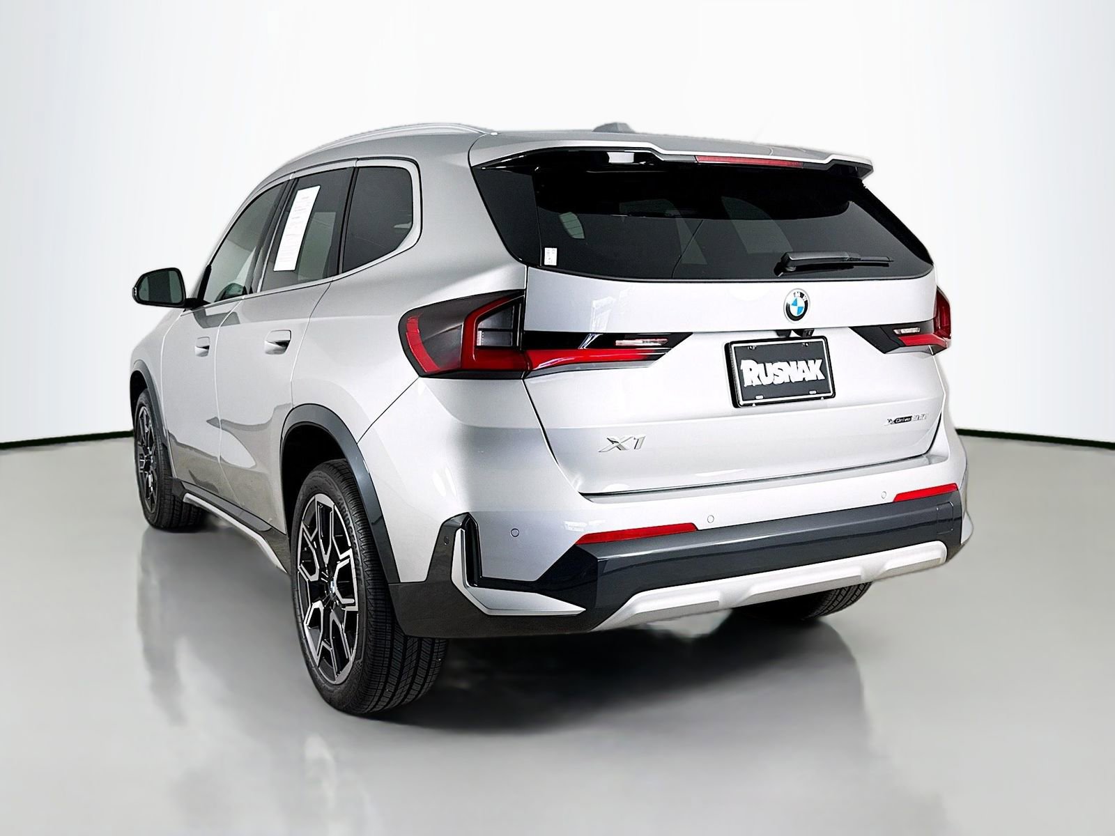 Used 2026 BMW X1 xDrive28i w/ Convenience Package image 5