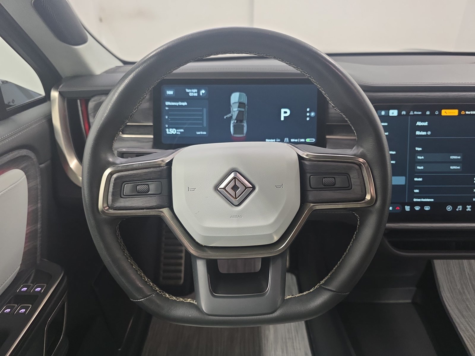 Used 2022 Rivian R1T Adventure AWD/4WD image 26