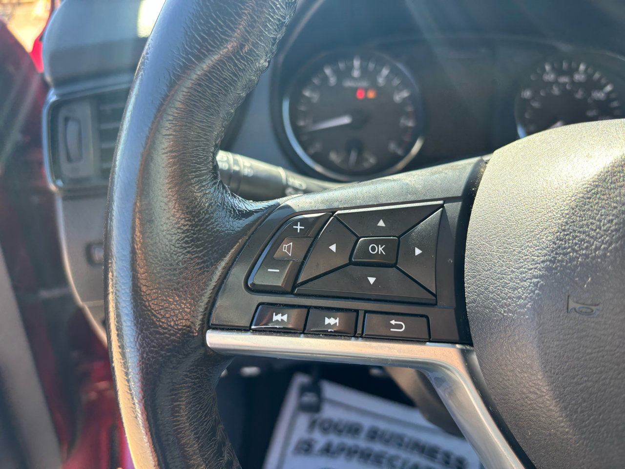 Used 2017 Nissan Rogue Sport SV w/ SV All-Weather Package image 22