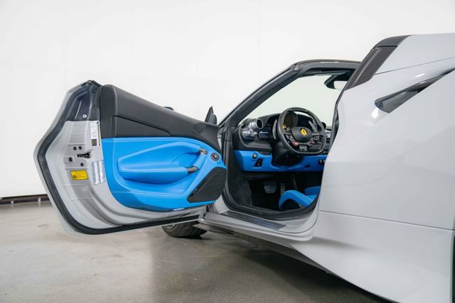 Used 2023 Ferrari F8 Tributo RWD image 14