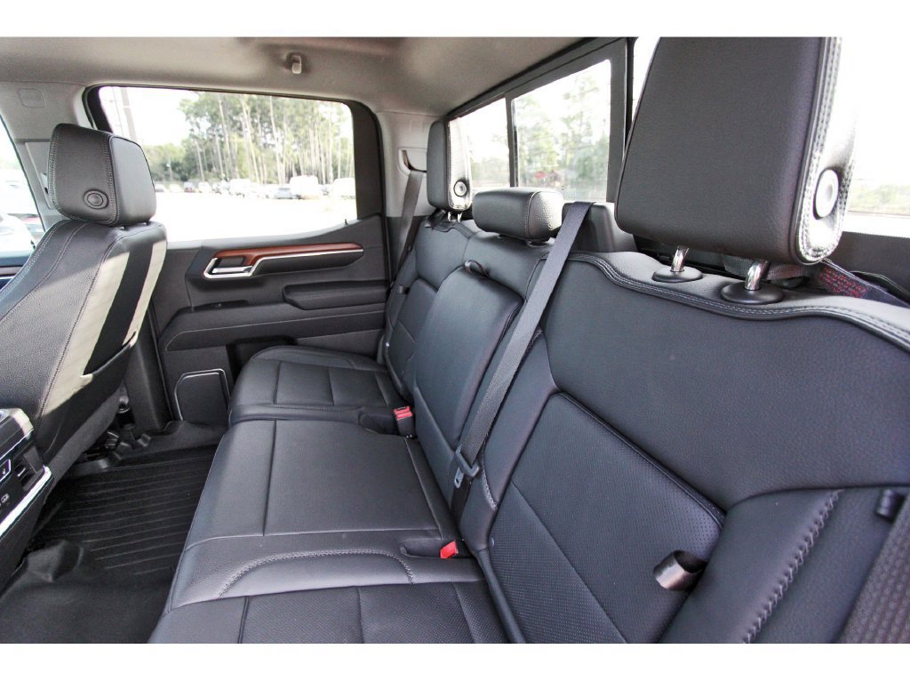 Used 2022 GMC Sierra 1500 Denali w/ Denali Reserve Package AWD/4WD image 14