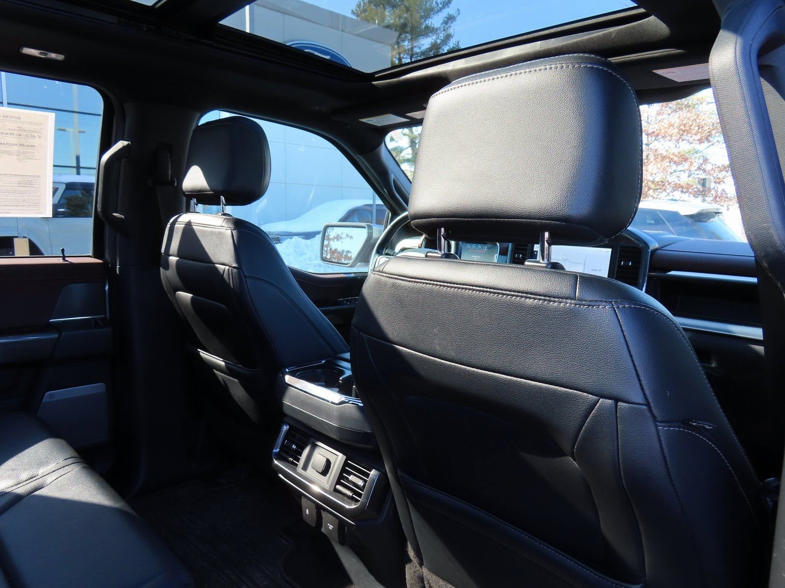 Used 2021 Ford F150 Lariat image 37