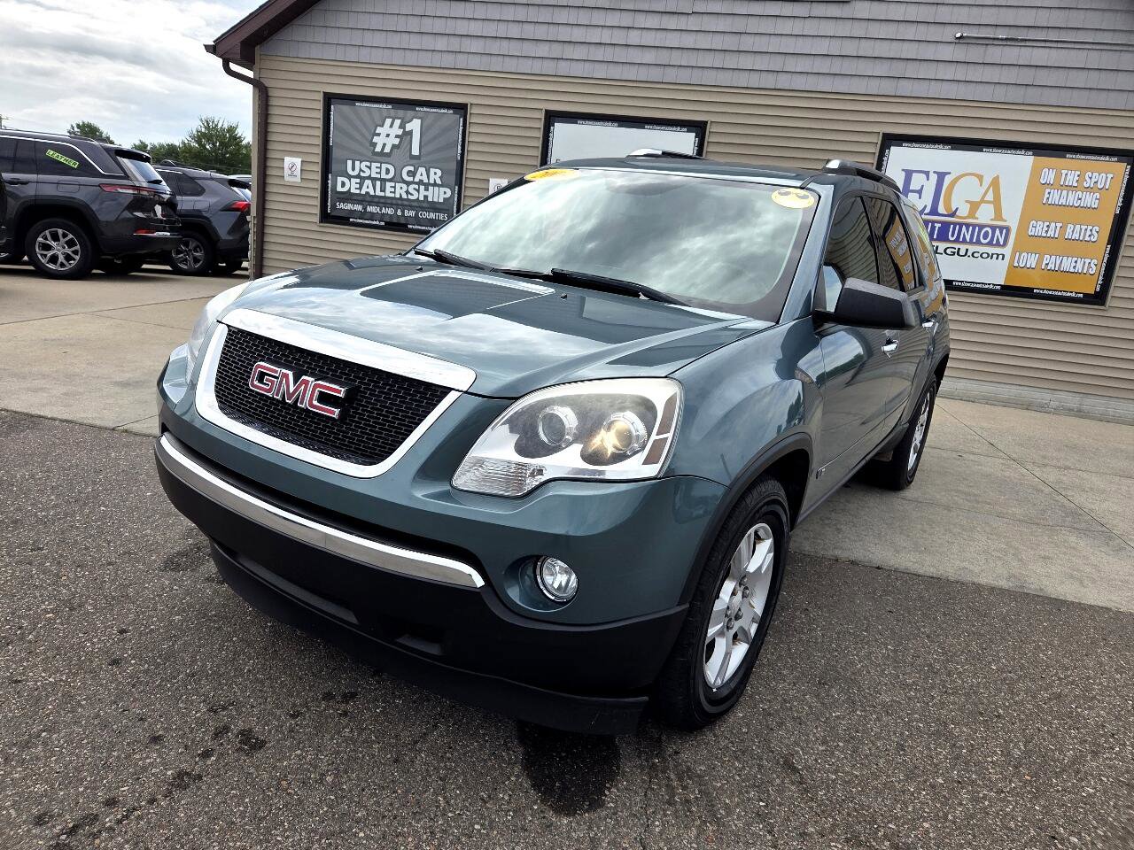 Used 2009 GMC Acadia SLE w/ Preferred Package