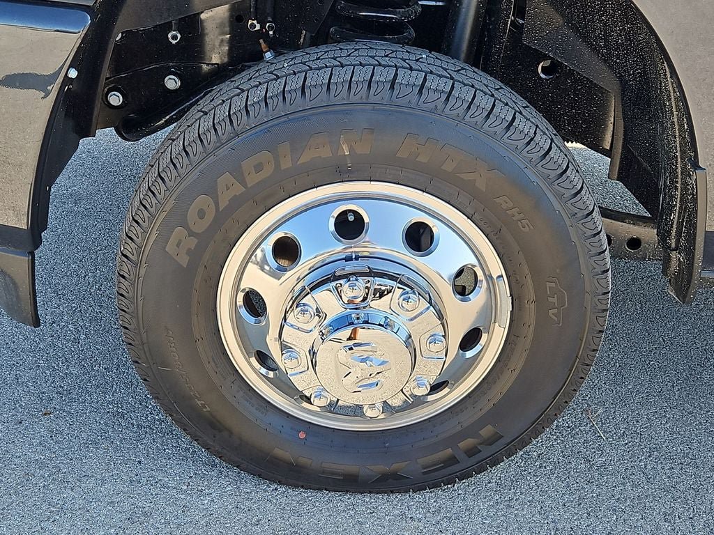 New 2026 RAM 3500 Lone Star AWD/4WD image 13