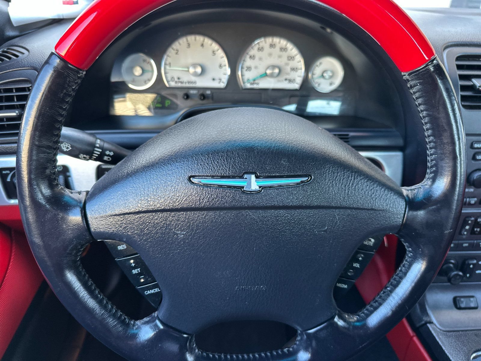 Used 2003 Ford Thunderbird RWD image 20