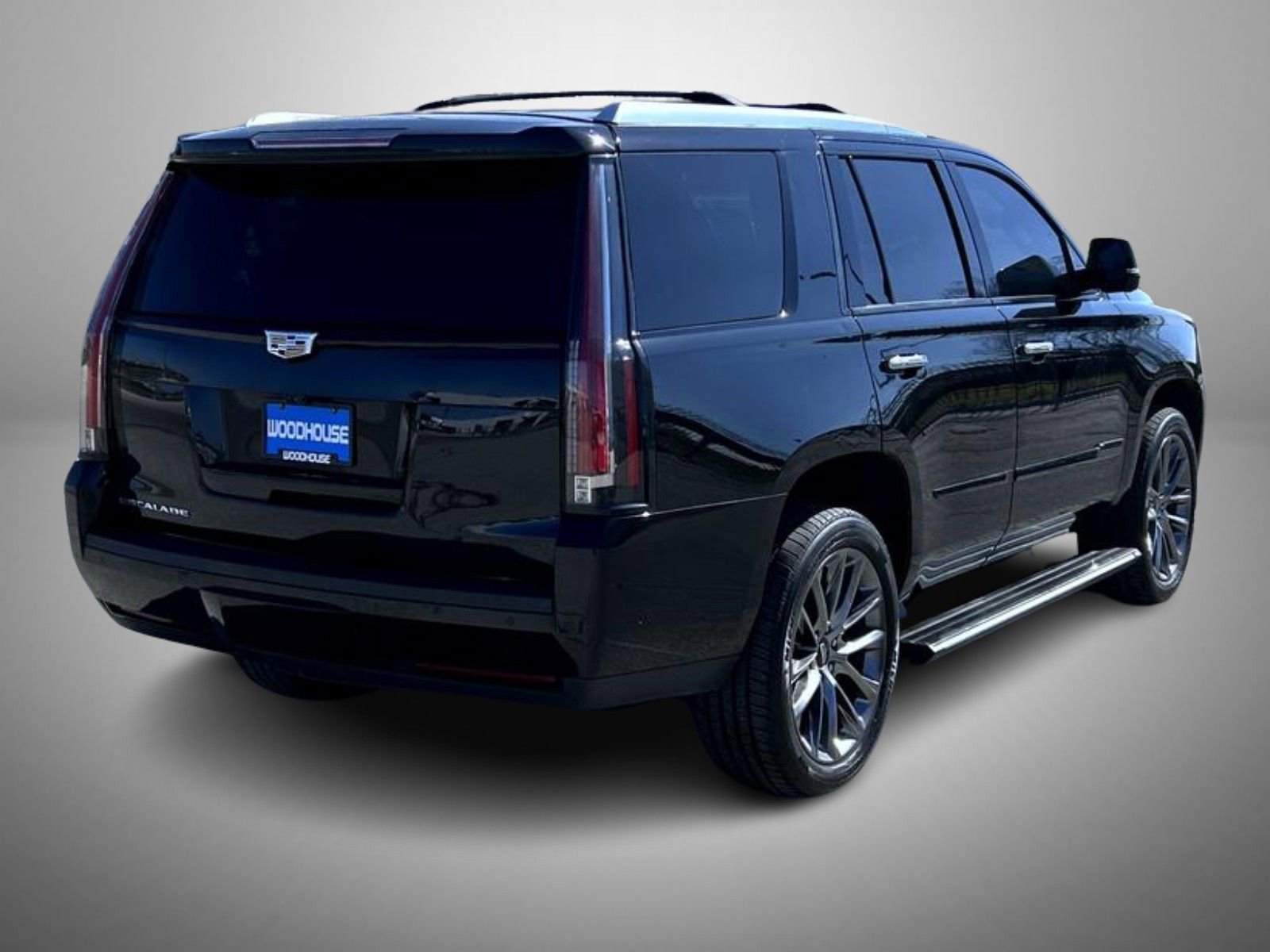 Used 2019 Cadillac Escalade Platinum w/ Escalade Sport Edition image 5