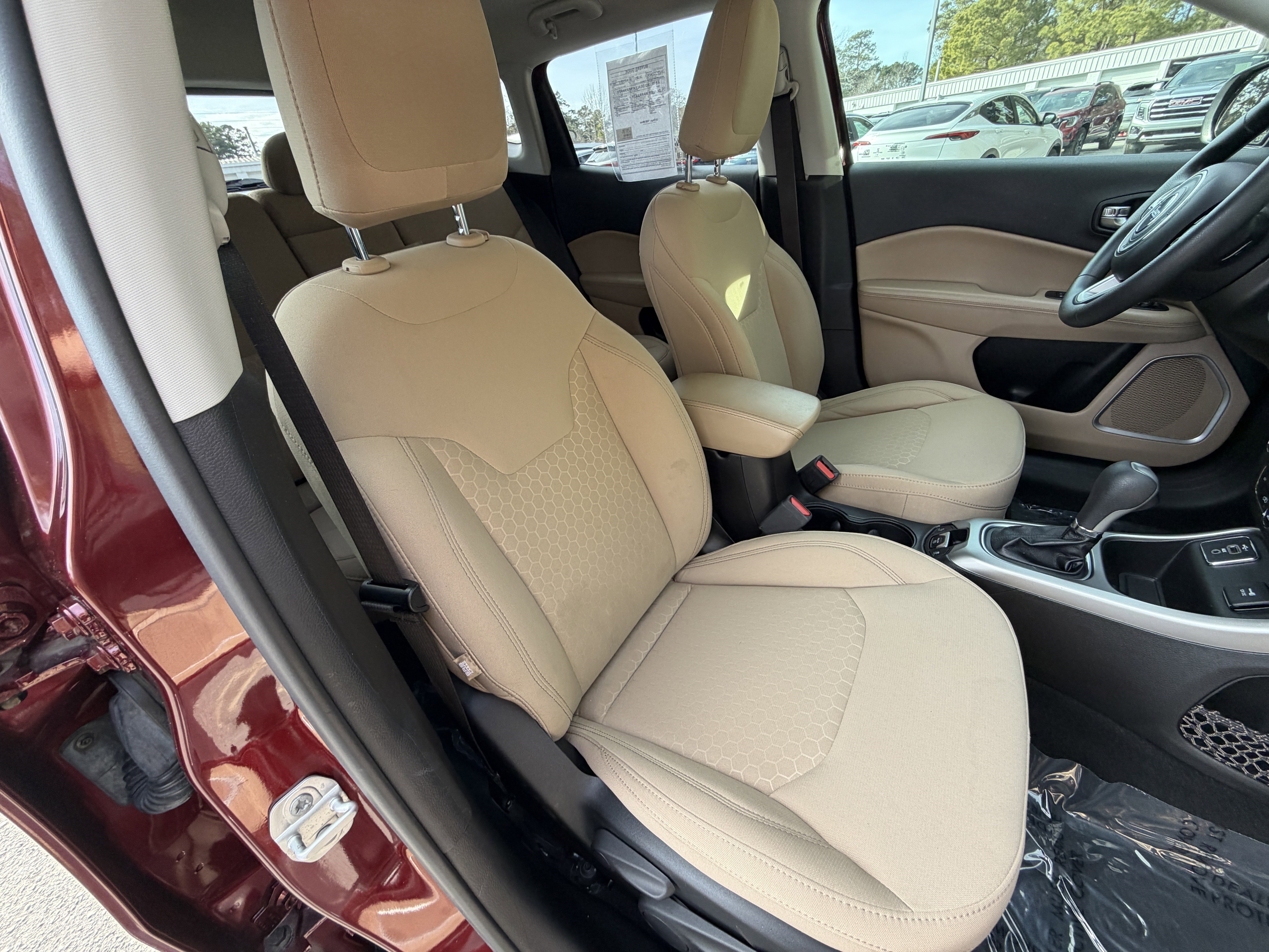 Used 2020 Jeep Compass Sport w/ Tech Group image 18