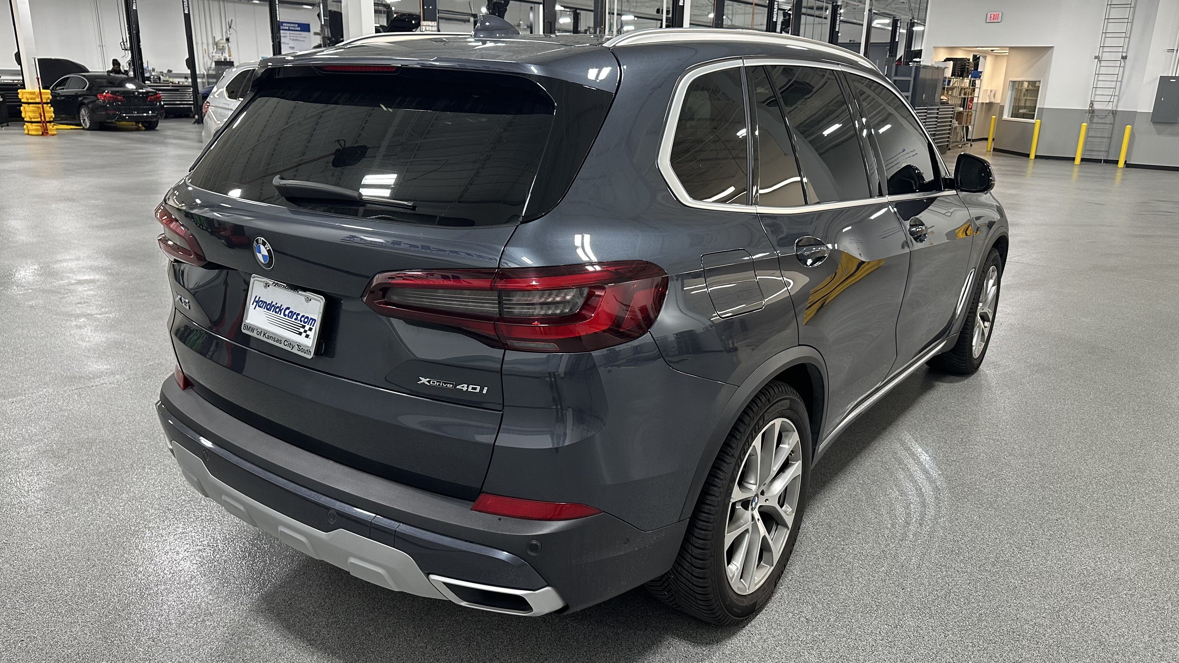 Used 2022 BMW X5 xDrive40i w/ Premium Package AWD/4WD image 10