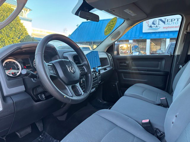 Used 2015 RAM 1500 Express AWD/4WD image 10