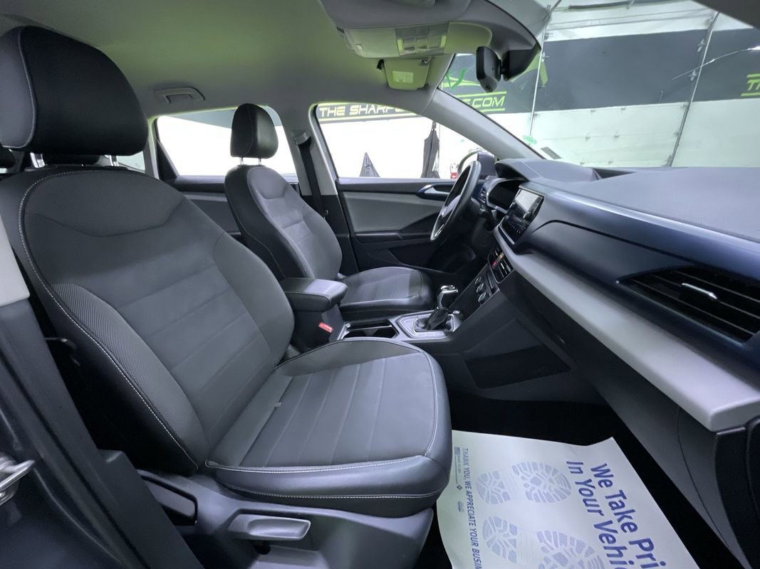 Used 2022 Volkswagen Taos SE w/ IQ.Drive SE Package image 25