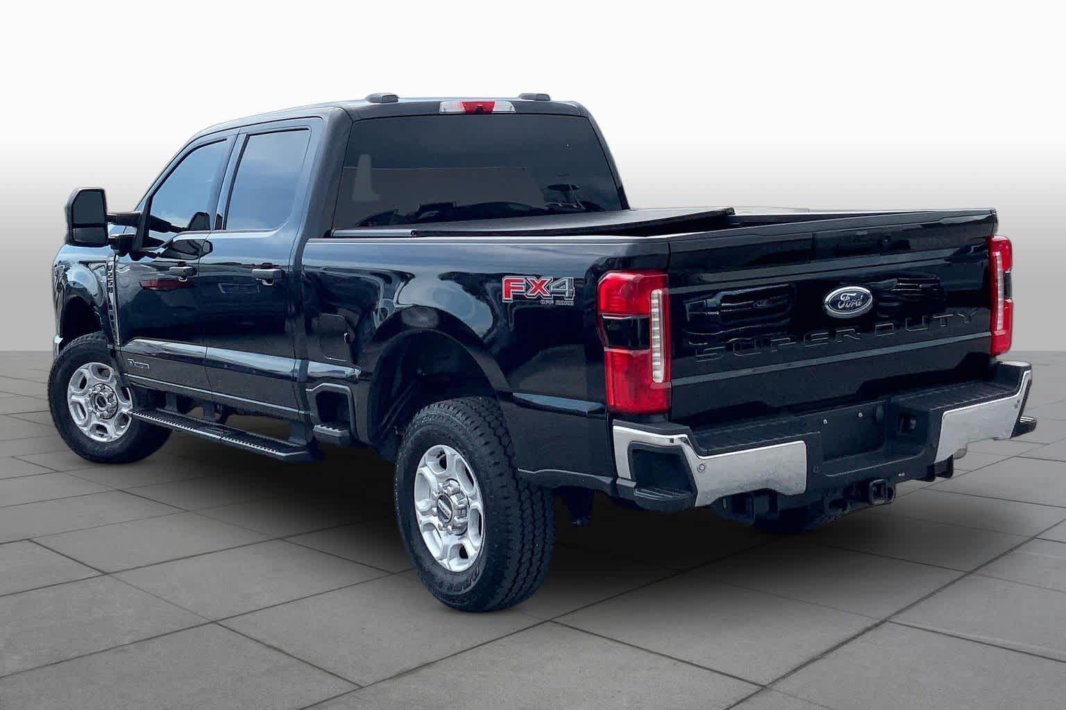 Used 2025 Ford F250 XLT w/ 360-Degree Camera Package AWD/4WD image 12