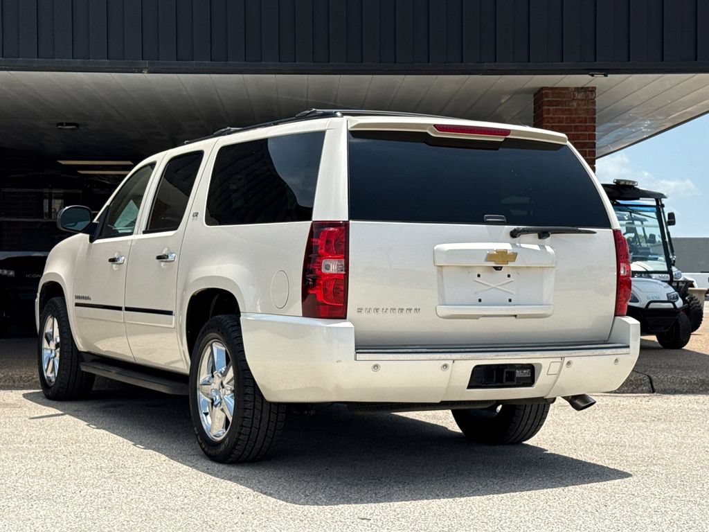 Used 2013 Chevrolet Suburban LTZ RWD image 7