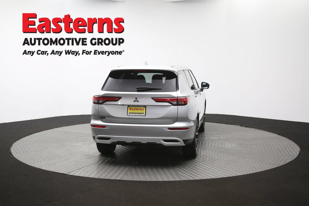 Used 2024 Mitsubishi Outlander SE AWD/4WD image 38