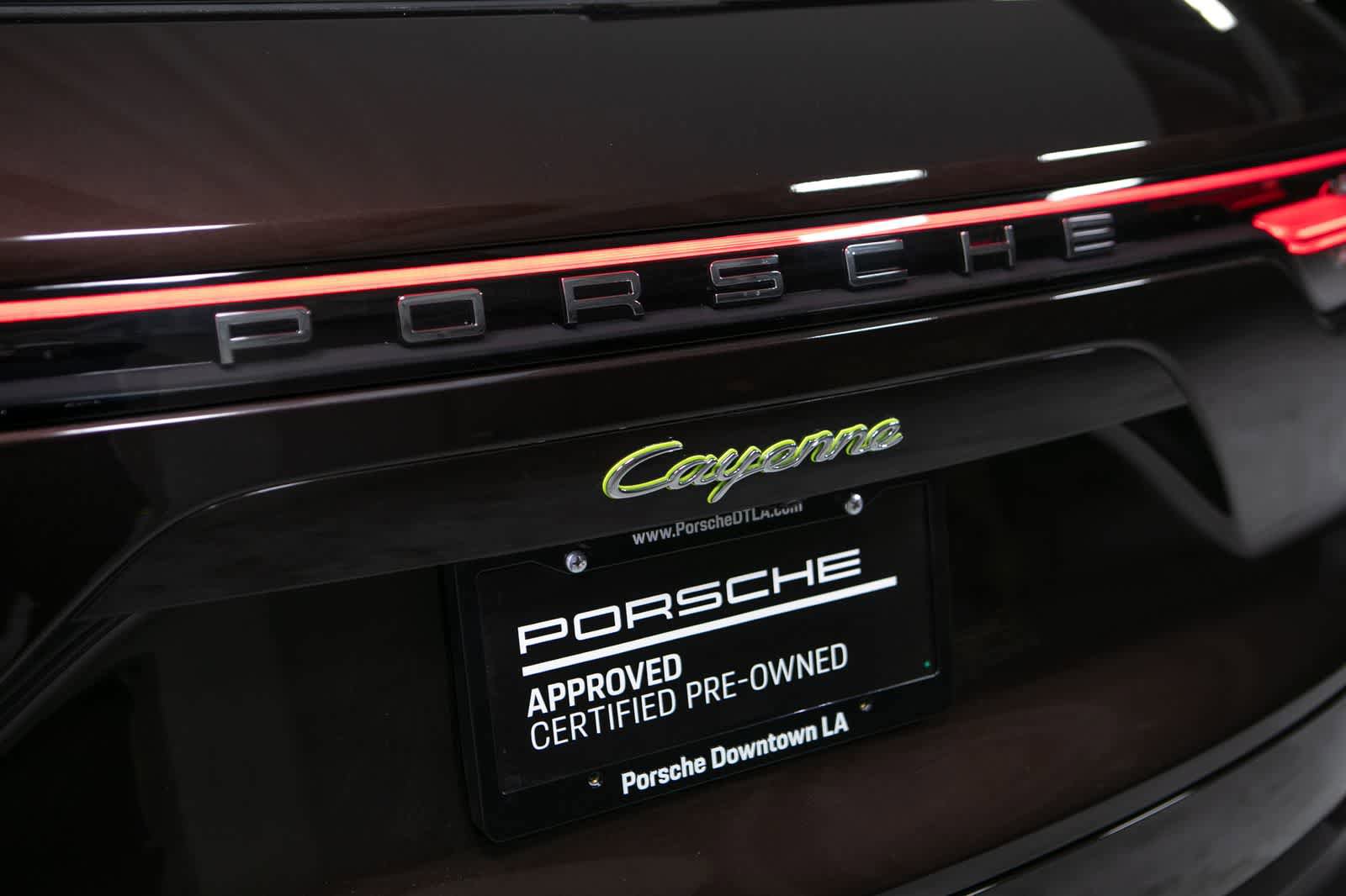 Certified 2023 Porsche Cayenne AWD/4WD image 19