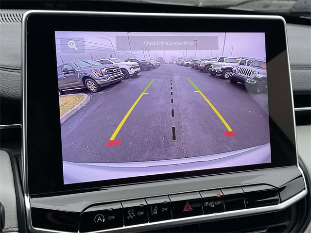 Used 2024 Jeep Compass Limited w/ Mopar Graphics Package image 35