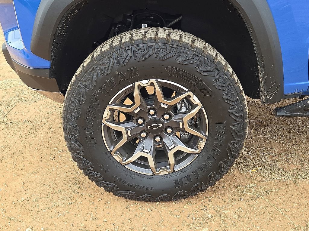 Used 2026 Chevrolet Colorado ZR2 w/ Technology Package image 10