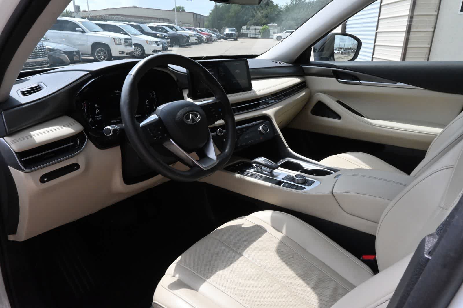 Certified 2023 INFINITI QX60 Luxe w/ Cargo Package AWD/4WD image 12