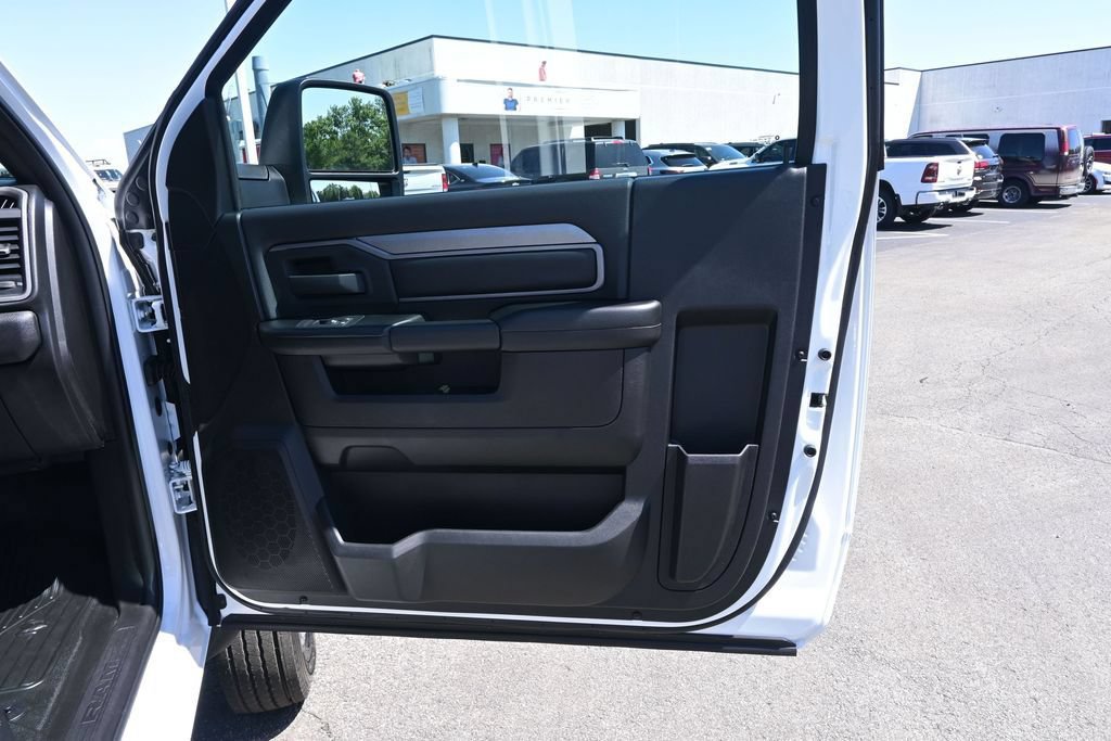 New 2026 RAM 5500 Tradesman w/ Chrome Appearance Group AWD/4WD image 16