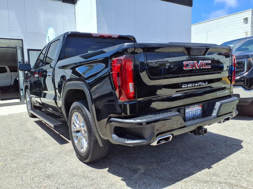 Used 2023 GMC Sierra 1500 Denali w/ Technology Package AWD/4WD image 3