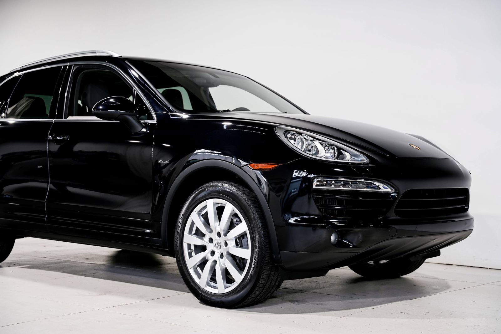 Used 2013 Porsche Cayenne Diesel AWD/4WD image 46