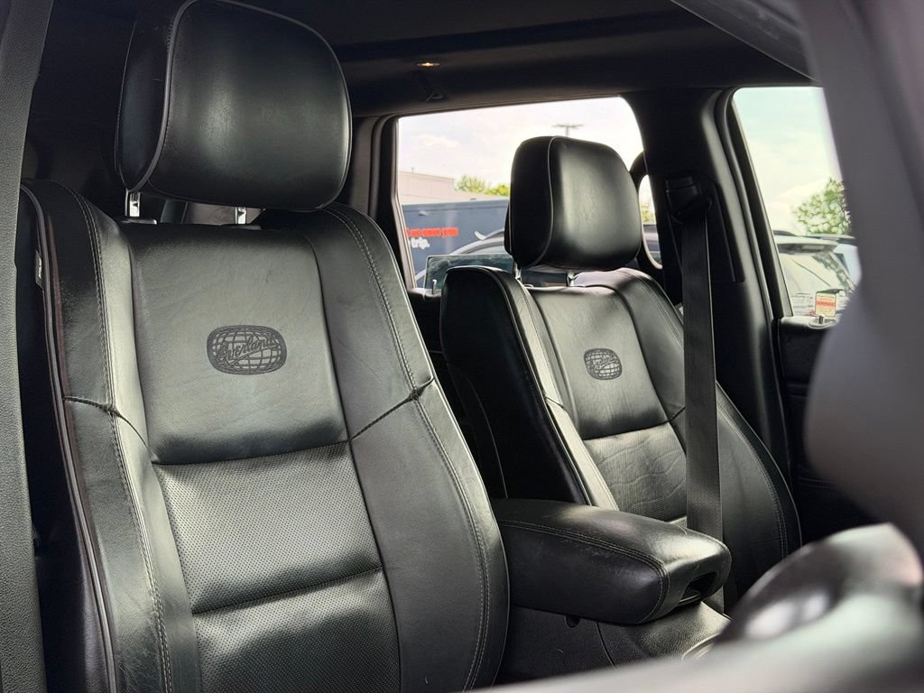 Used 2019 Jeep Grand Cherokee Overland AWD/4WD image 34