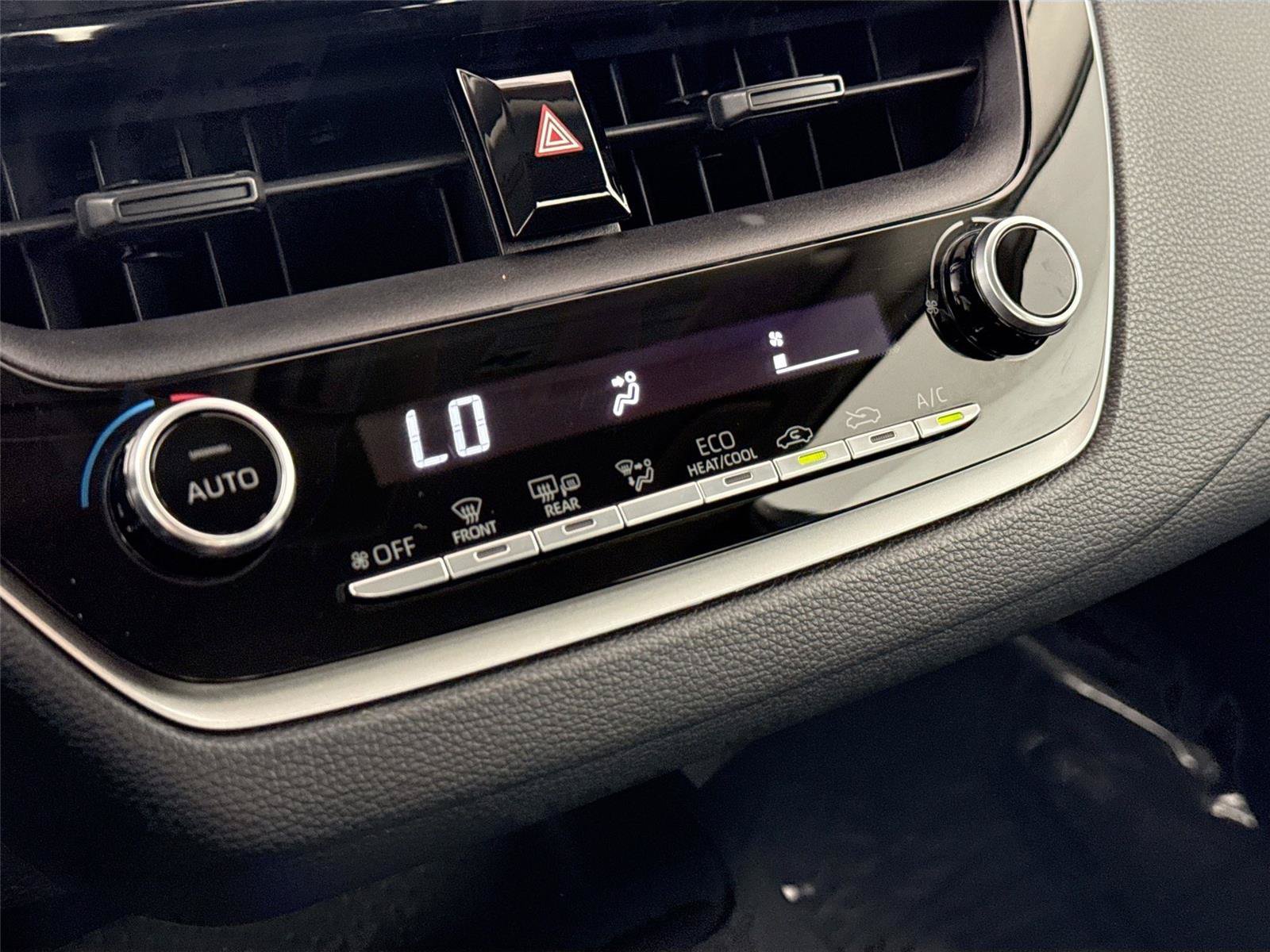 Certified 2020 Toyota Corolla LE FWD image 22