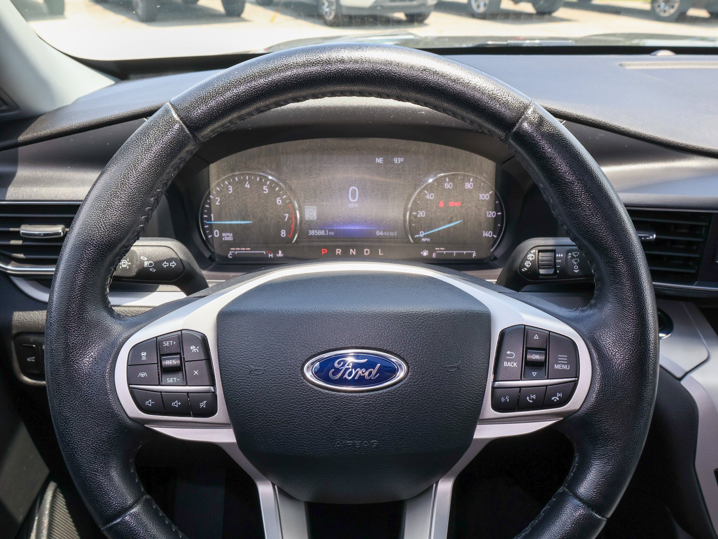 Used 2023 Ford Explorer XLT w/ Equipment Group 202A AWD/4WD image 24