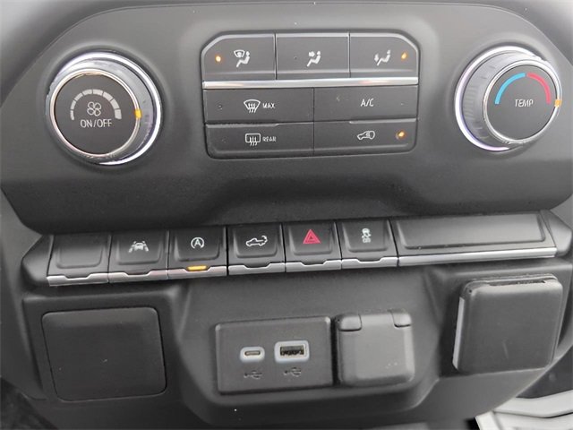 Used 2022 Chevrolet Silverado 1500 Custom image 20