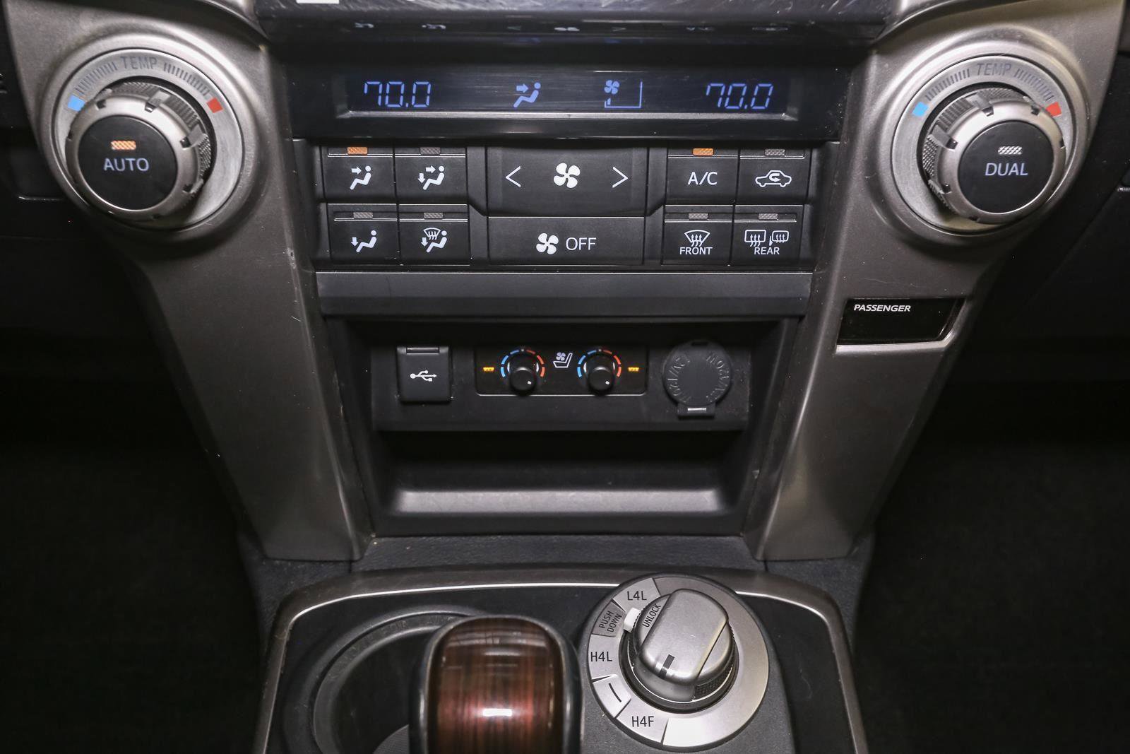 Used 2022 Toyota 4Runner Limited image 31