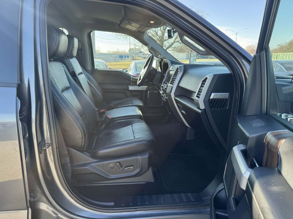 Used 2015 Ford F150 Lariat w/ Equipment Group 501A Mid image 28