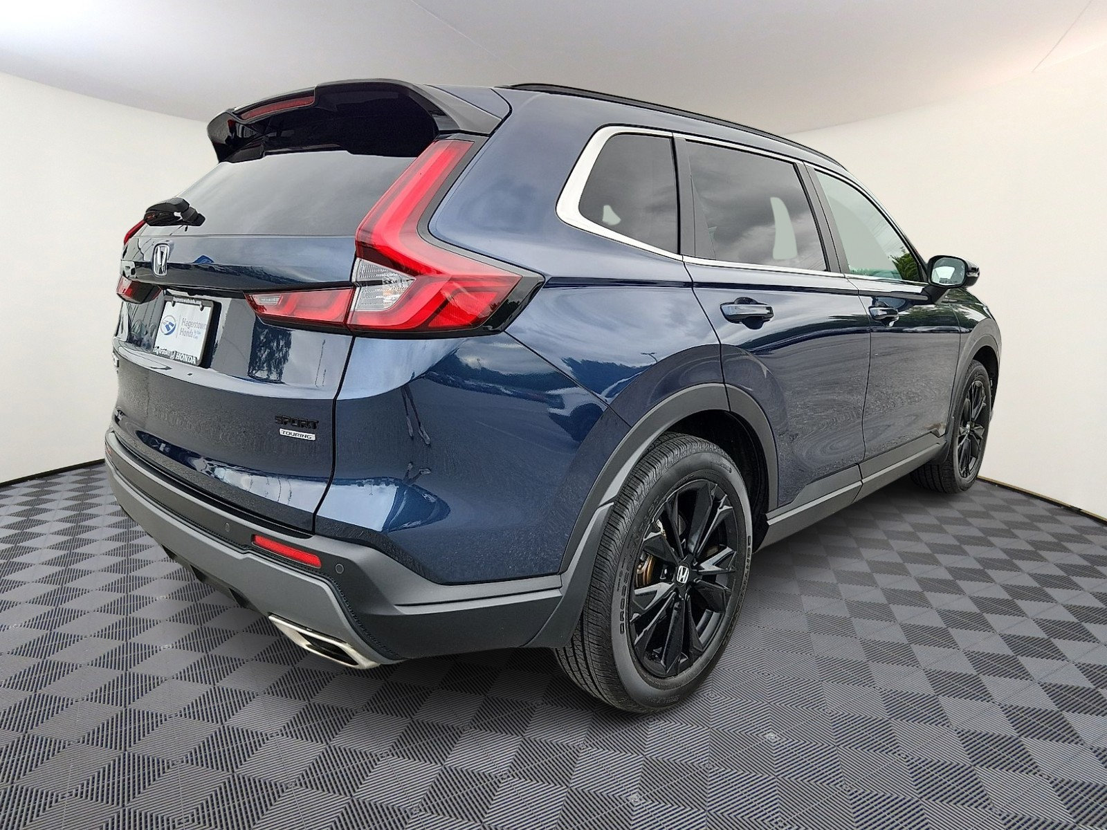 Used 2025 Honda CR-V Sport Touring image 6