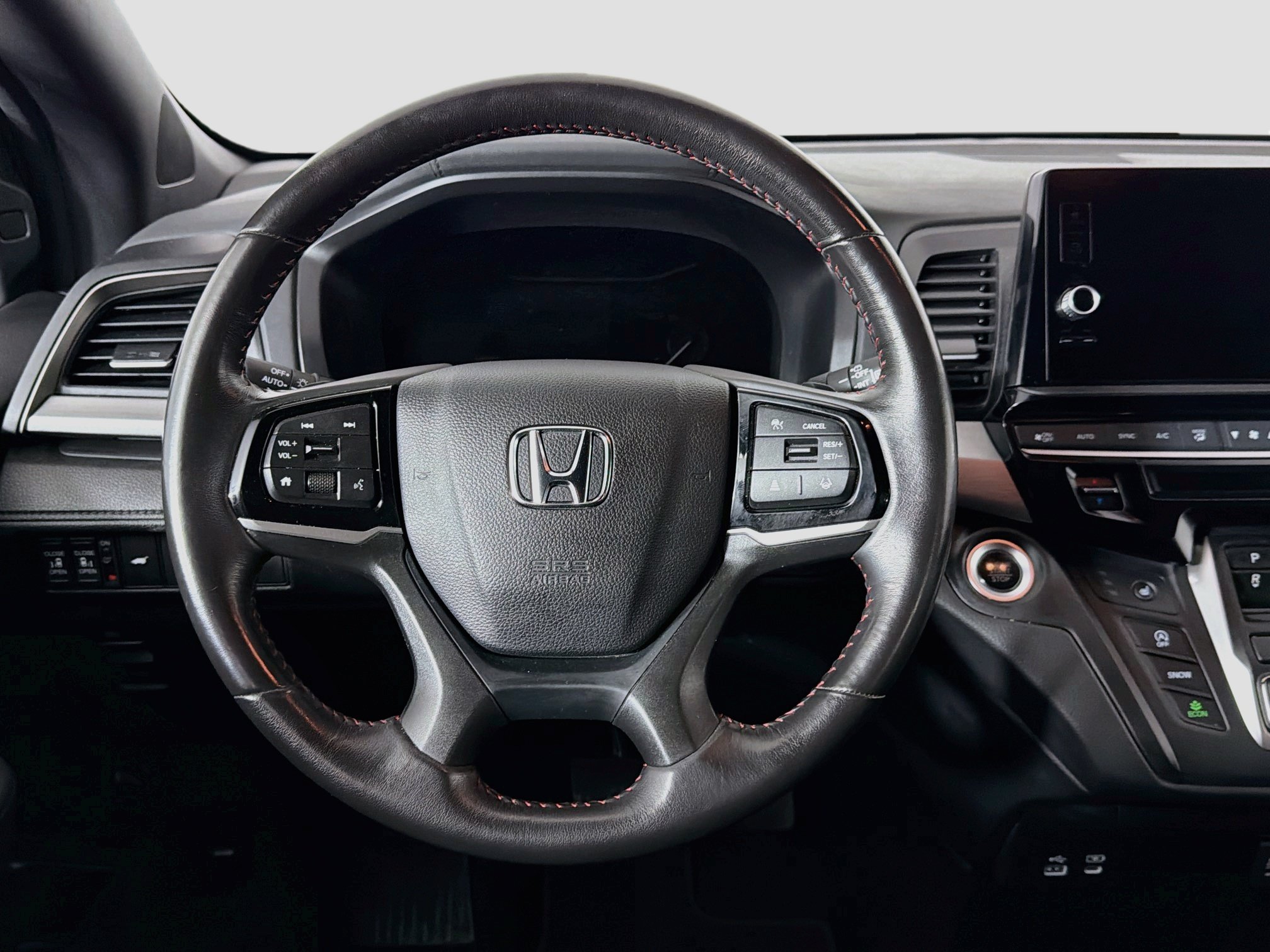 Used 2025 Honda Odyssey Sport-L image 17